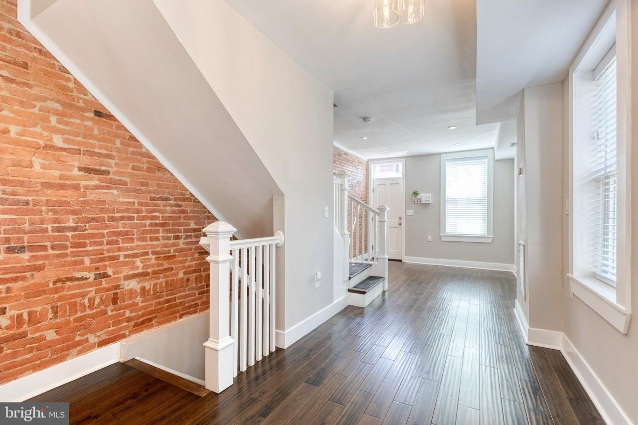 734 S Robinson St - Photo 6 of 28