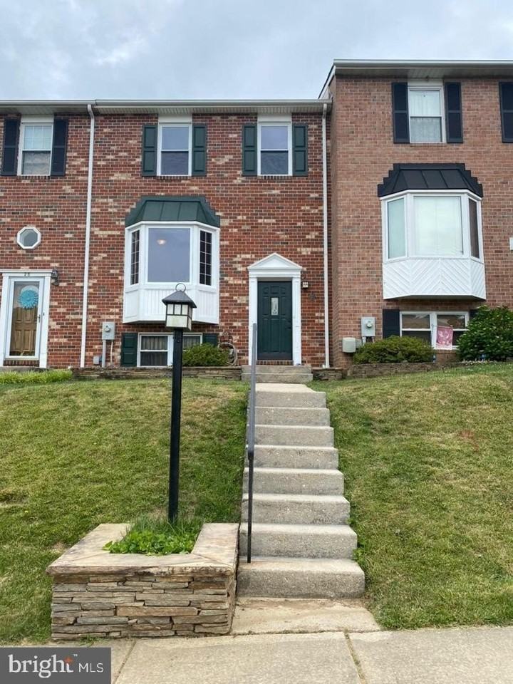 23 Beloak Ct - Photo 2 of 3
