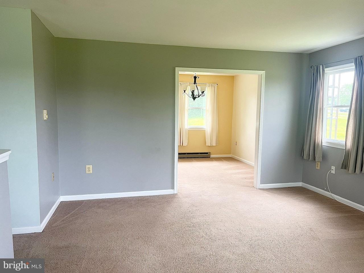 5551 Doubs Rd - Photo 5 of 20