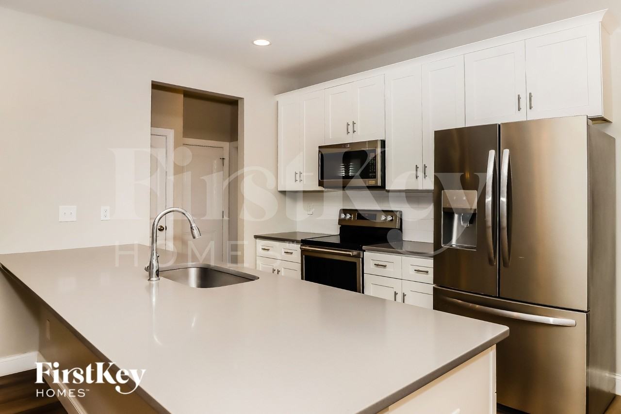 105 Windstone Dr - Photo 7 of 15