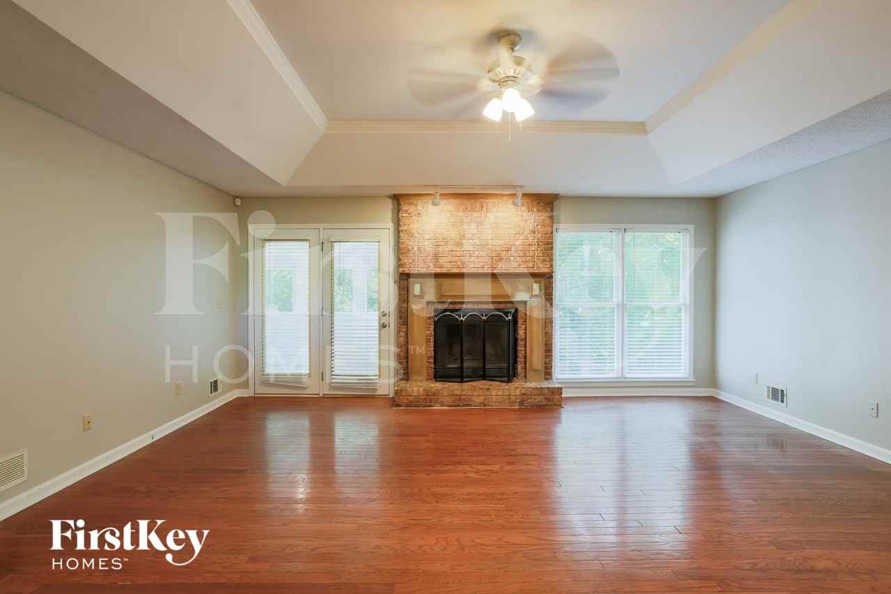 226 David Larsen Dr - Photo 2 of 15