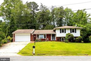 featured image of 11506 Karen Dr