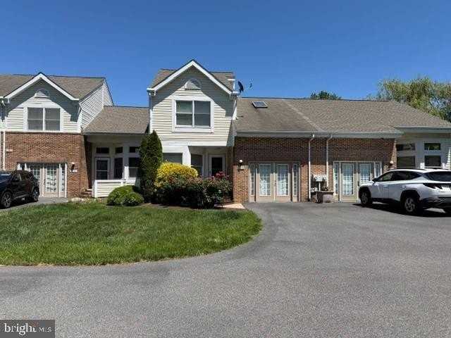 6002 Bridgepointe Dr