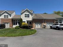 6002 Bridgepointe Dr - Photo 1 of 1