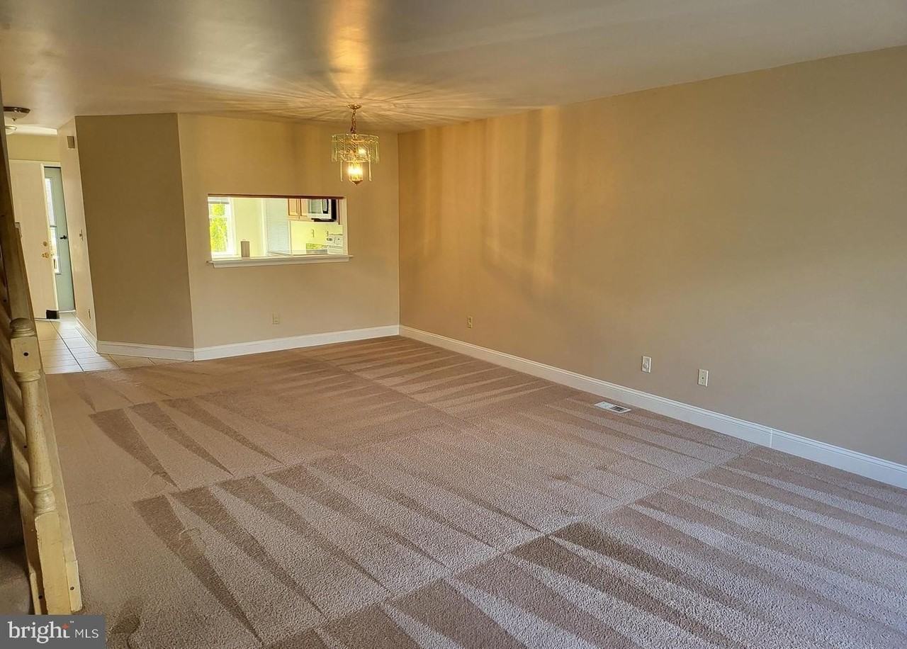 6002 Bridgepointe Dr - Photo 4 of 6