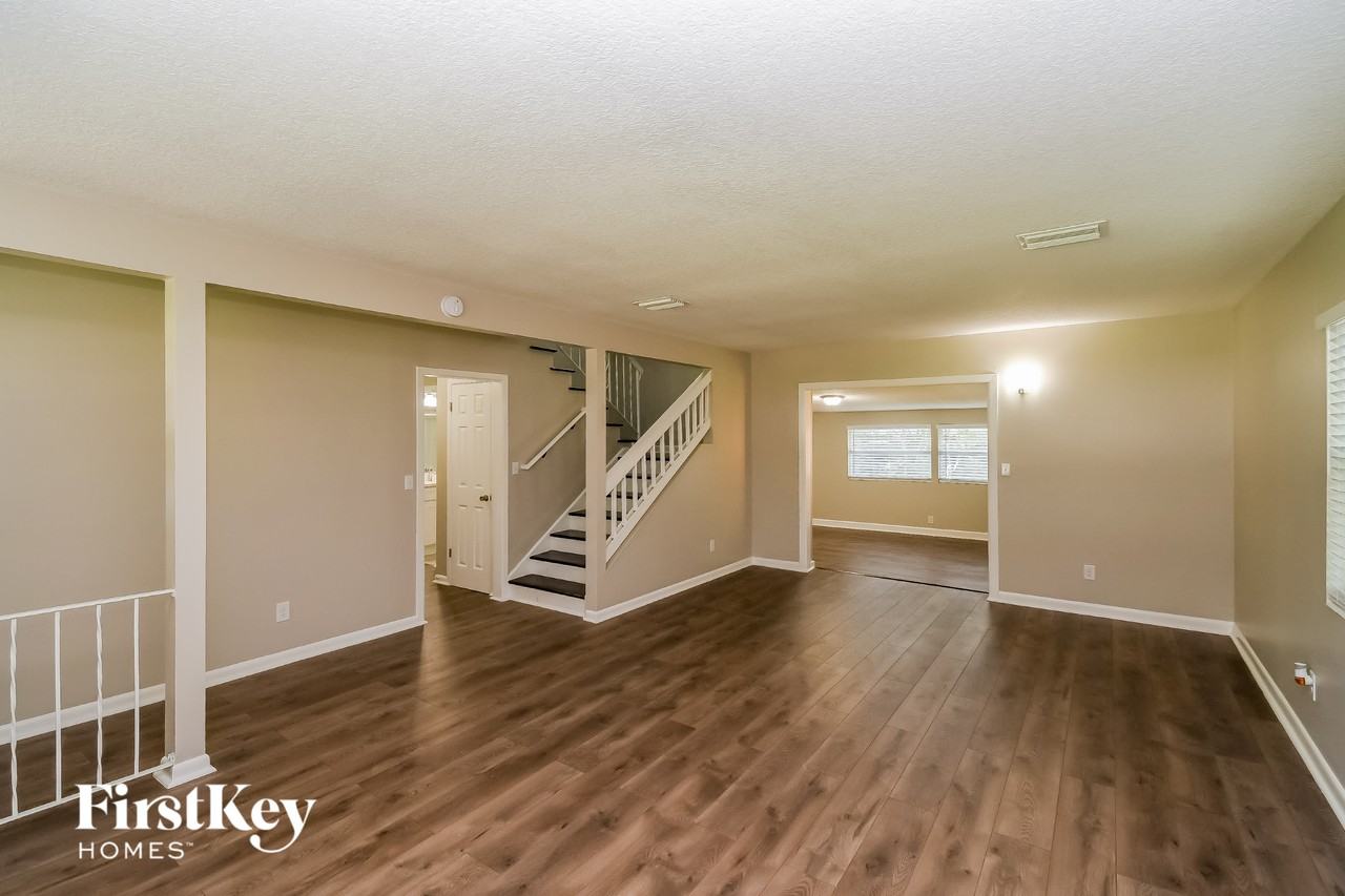 3424 Copper Cir S - Photo 5 of 15