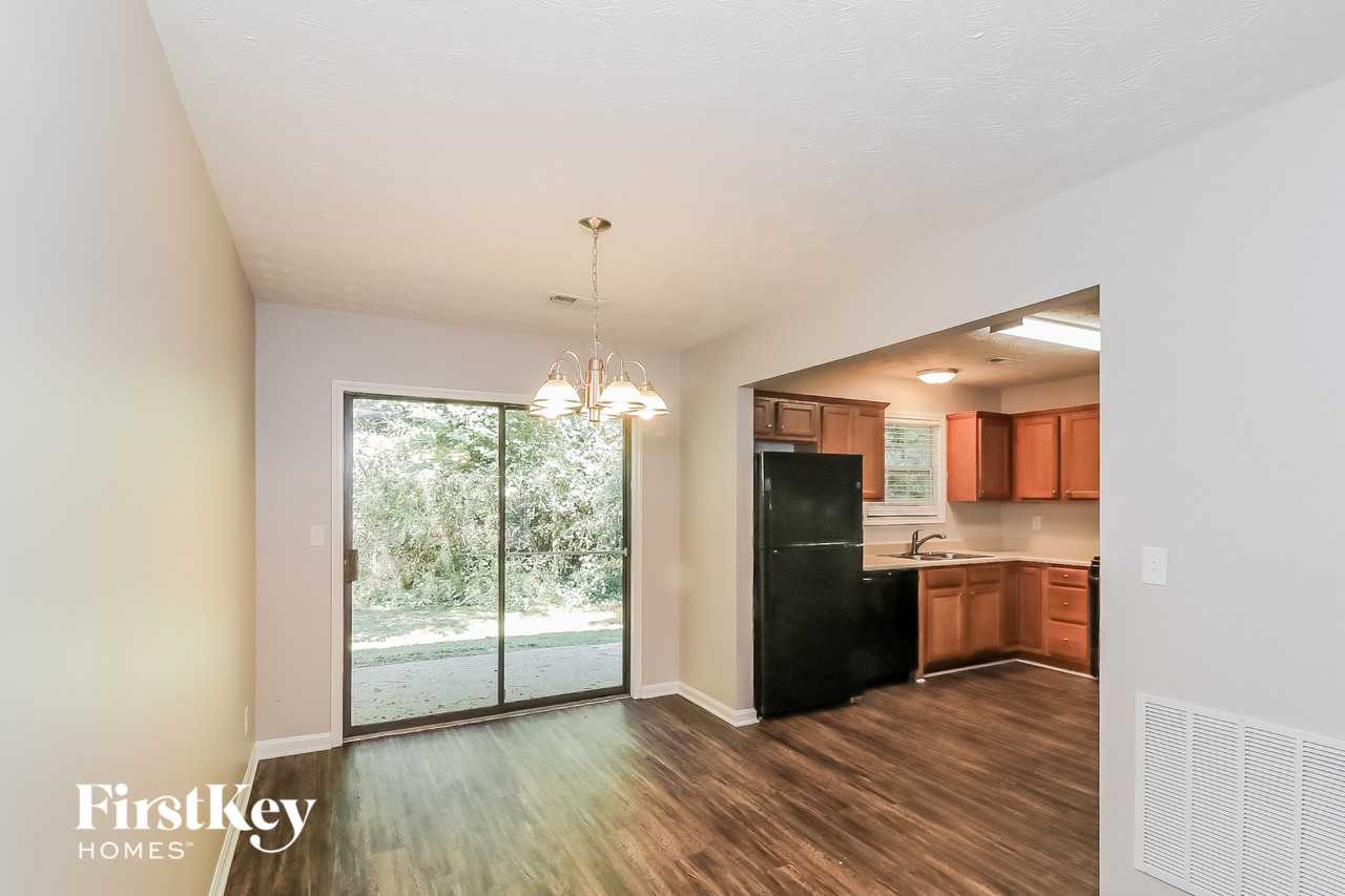 4665 Jamerson Forest Pkwy - Photo 5 of 15