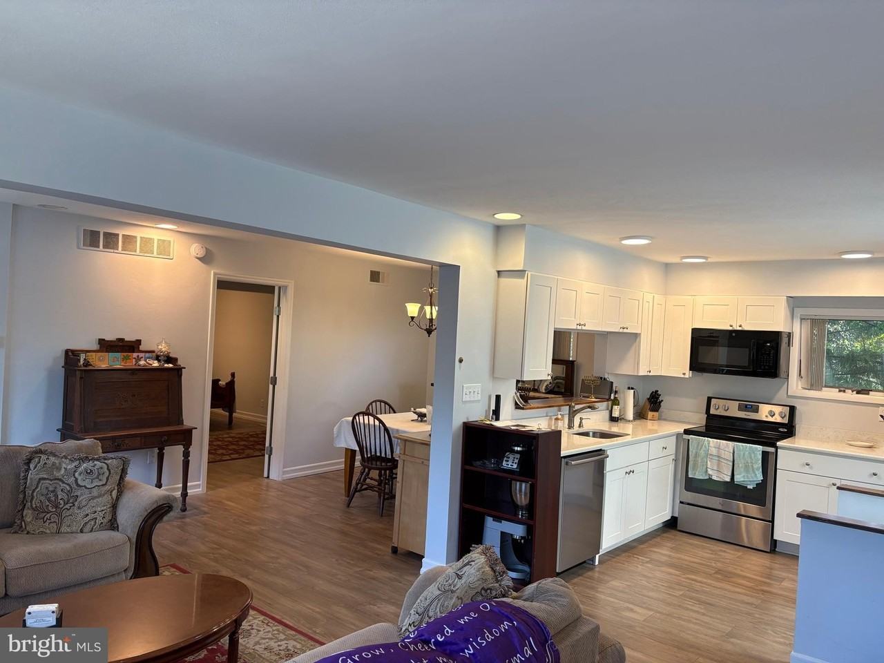 66 York St #A - Photo 4 of 15