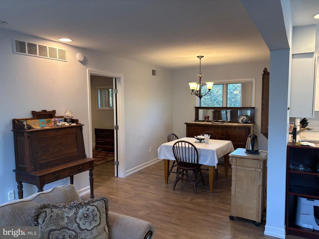 66 York St #A - Photo 5 of 15