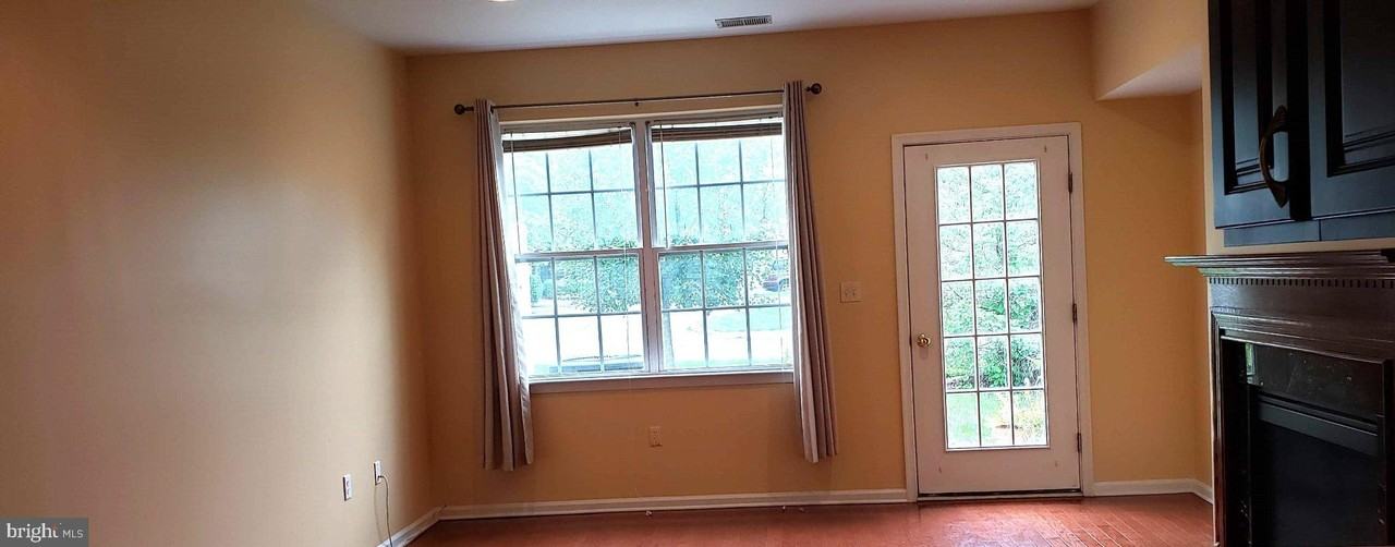 4 Blake Dr - Photo 6 of 21