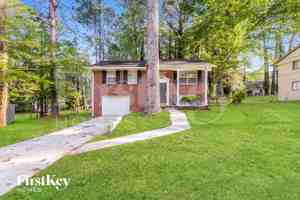 featured image of 568 Dixon Rd