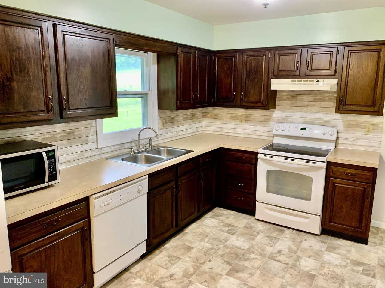 691 Alleghenyville Rd - Photo 5 of 29