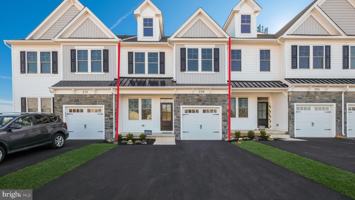 featured image of 208 Foxhedge Rd