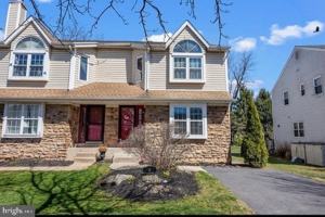 featured image of 12 Pearl Dr