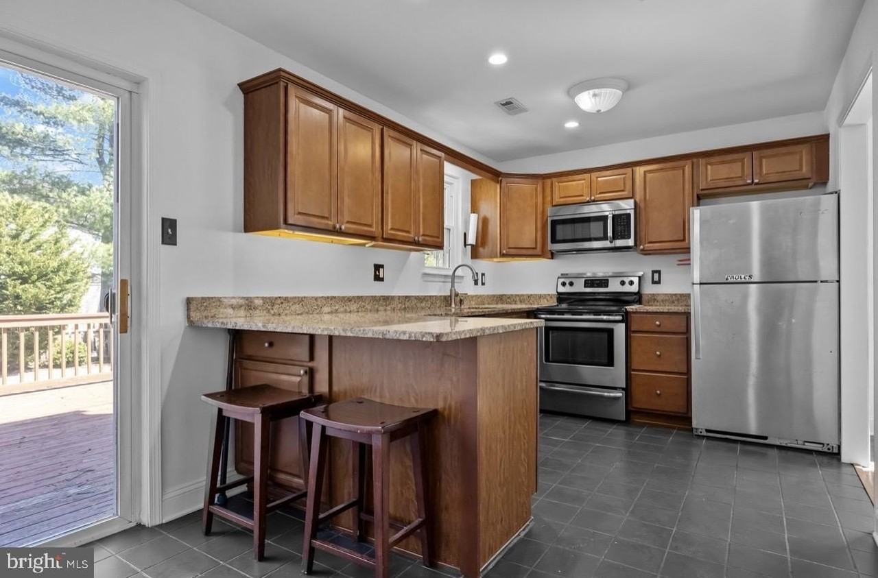 12 Pearl Dr - Photo 5 of 13