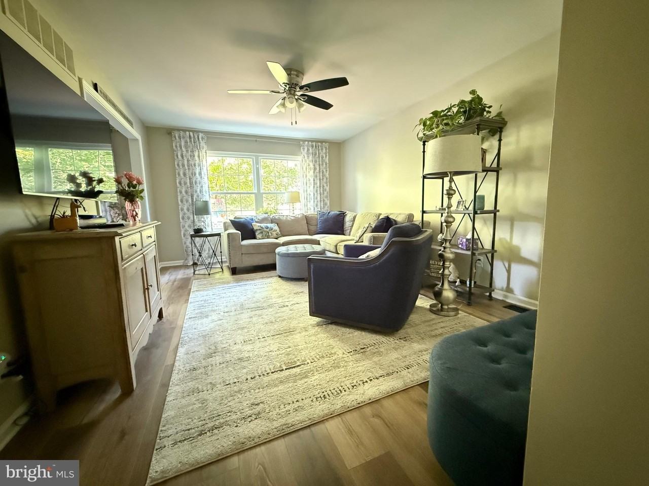 4940 Tall Cedar Ct - Photo 7 of 22