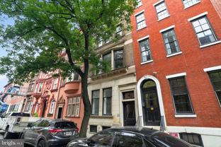 1919 Spruce St #4F - Photo 1 of 1
