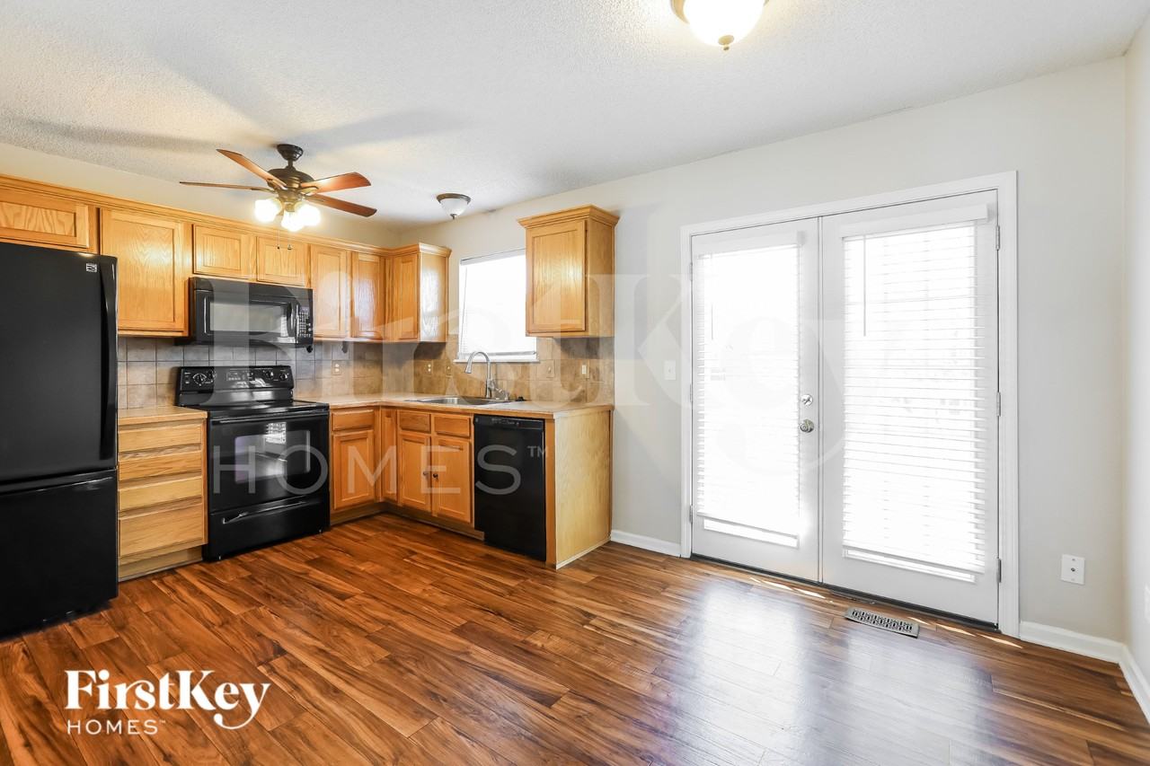 11328 N Wyandotte St - Photo 6 of 15