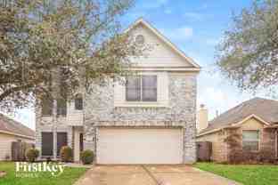 7223 Foxcrest Ln - Photo 1 of 1