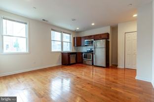 1429 Poplar St #1A - Photo 1 of 1