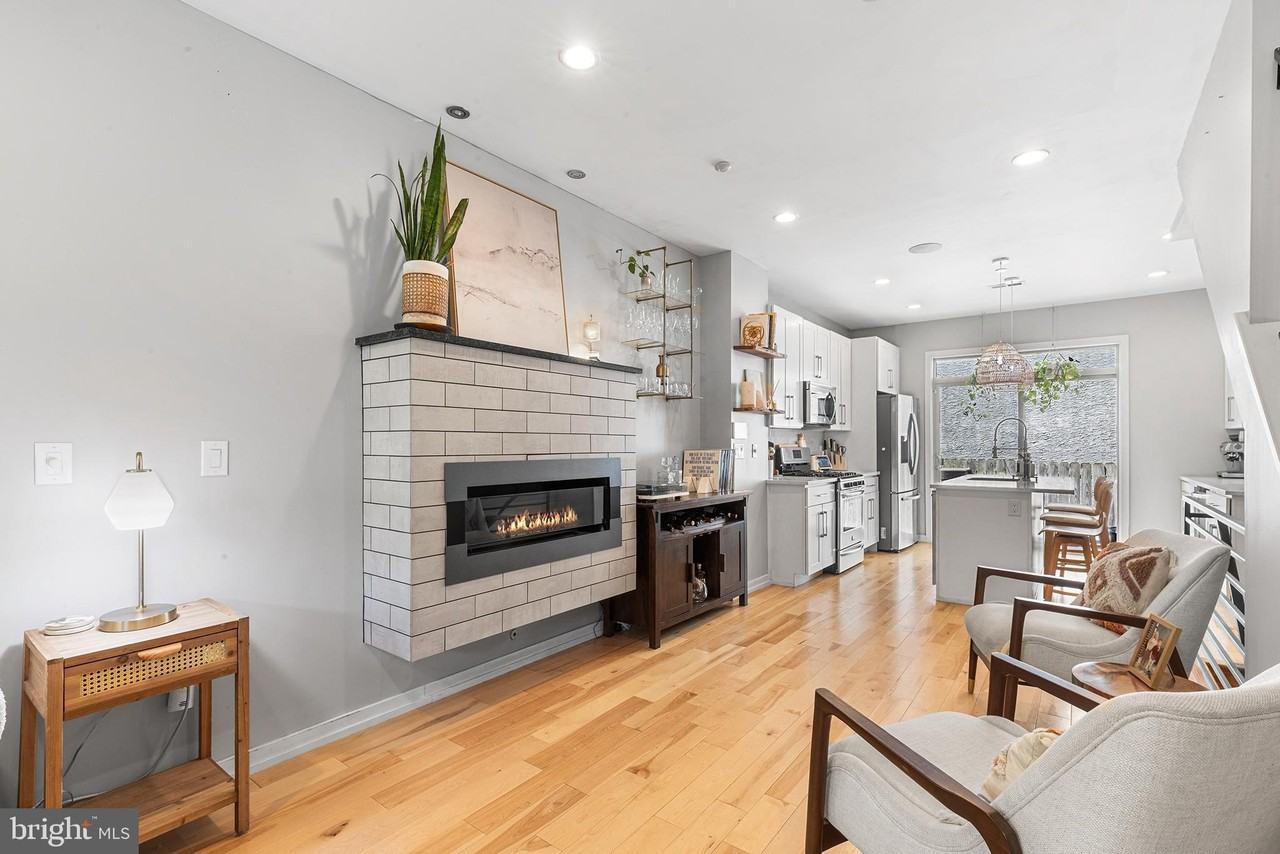 1204A S Bucknell St - Photo 5 of 29
