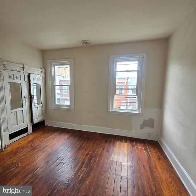 3106 Emerald St - Photo 4 of 7