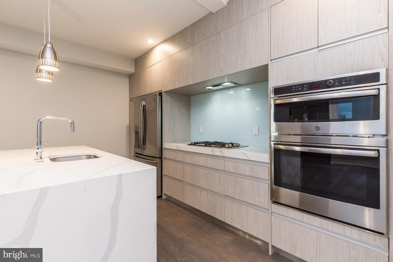 1405 Frankford Ave #307 - Photo 7 of 30