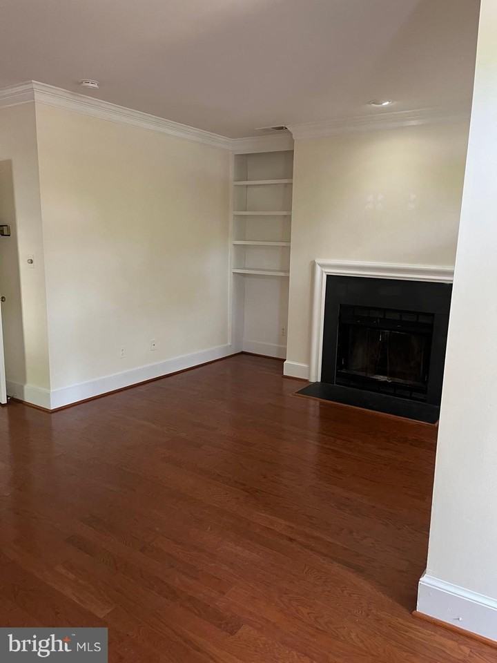 4100 11th St N - Photo 2 of 9
