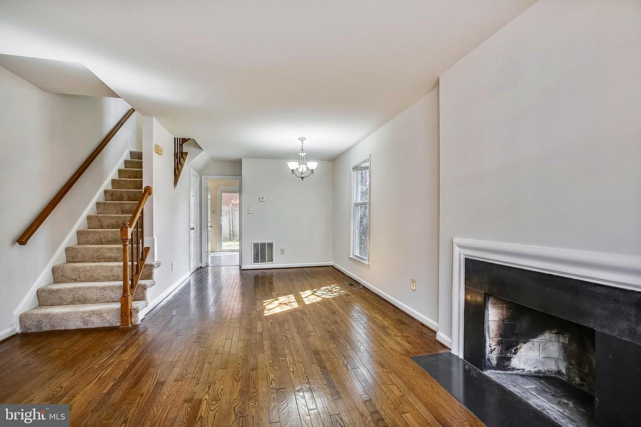 1525 Oronoco St - Photo 6 of 30