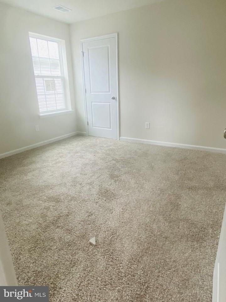 110 Gossard Way - Photo 5 of 27