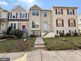 featured image of 12866 Hyannis Ln