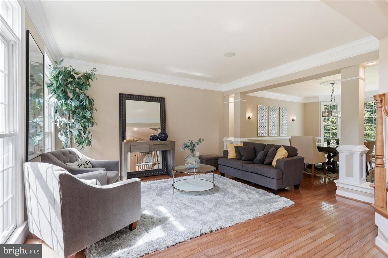 5081 Wolf Run Shoals Rd - Photo 4 of 39