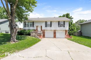 8418 Nw 68th St - Photo 1 of 1