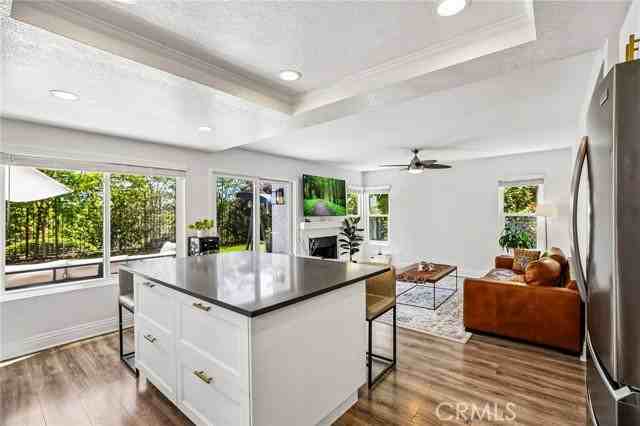 24882 Oxford Dr - Photo 5 of 8