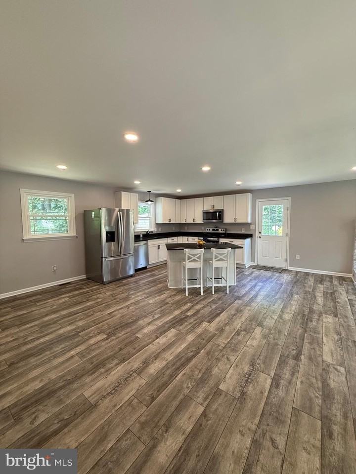238 Betty Lewis Dr - Photo 5 of 28