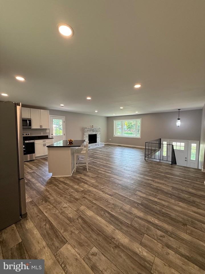 238 Betty Lewis Dr - Photo 6 of 28