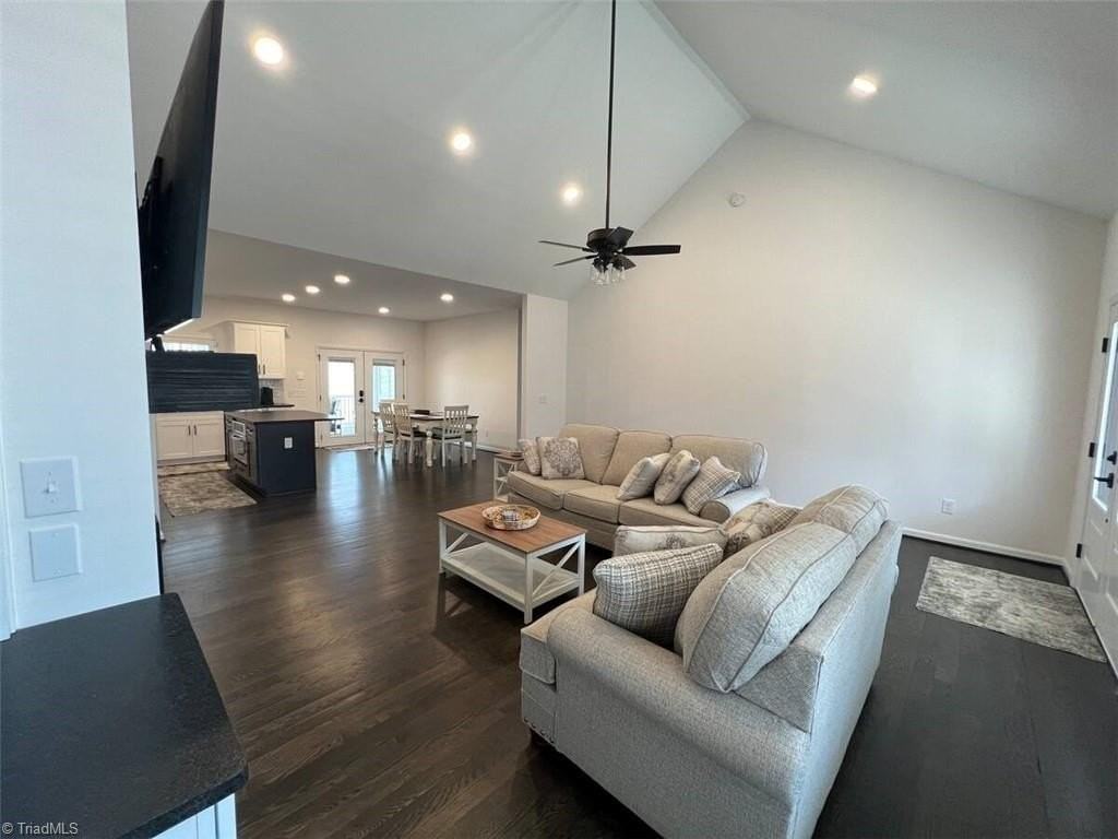 3471 Grange Hall Rd - Photo 4 of 18