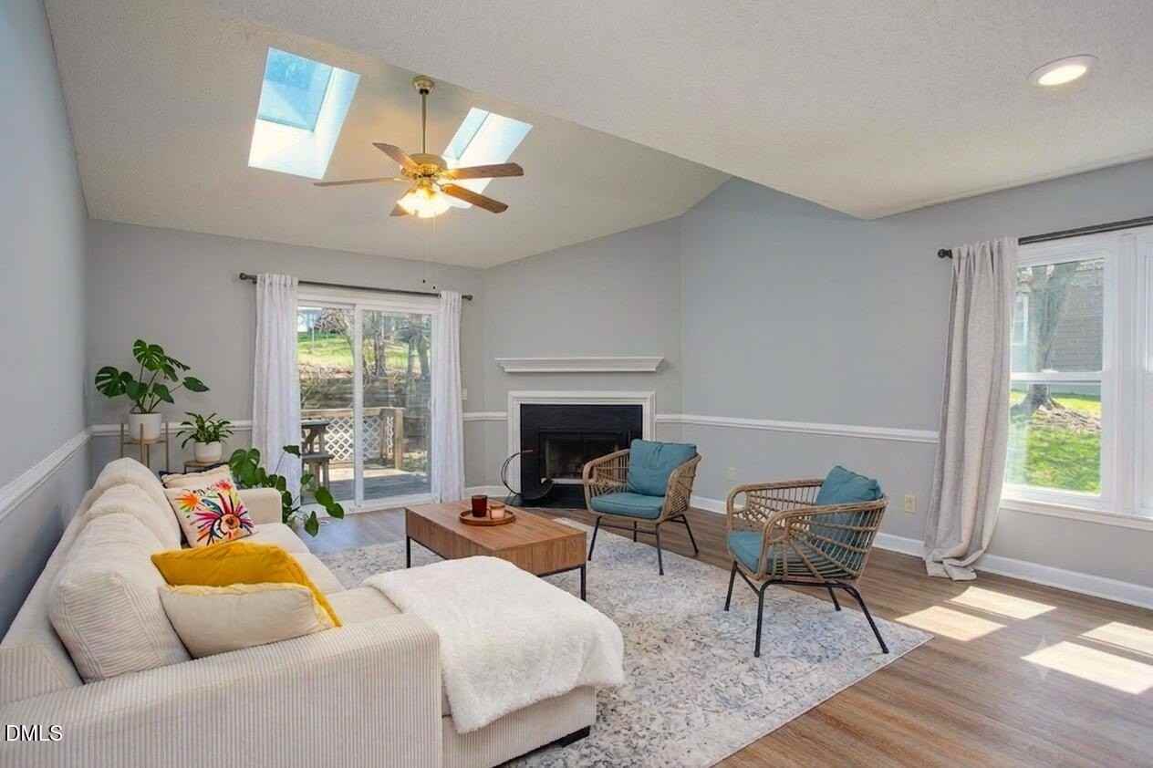 614 Windsong Ln - Photo 2 of 26
