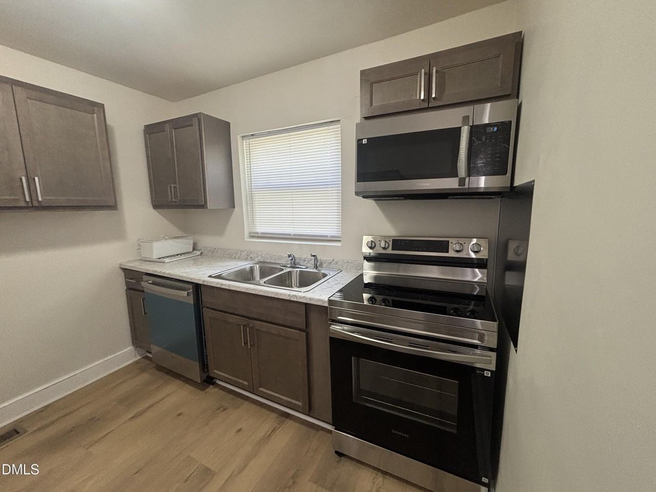 1111 South St #B - Photo 2 of 29