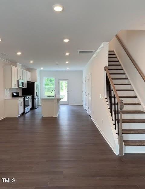 683 Mirkwood Ave - Photo 2 of 14