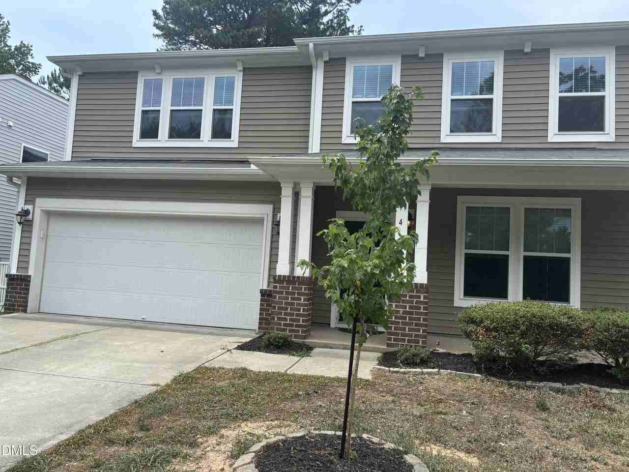 4 White Spruce Ct - Photo 7 of 50