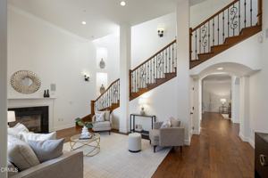 featured image of 4337 Vista Pl