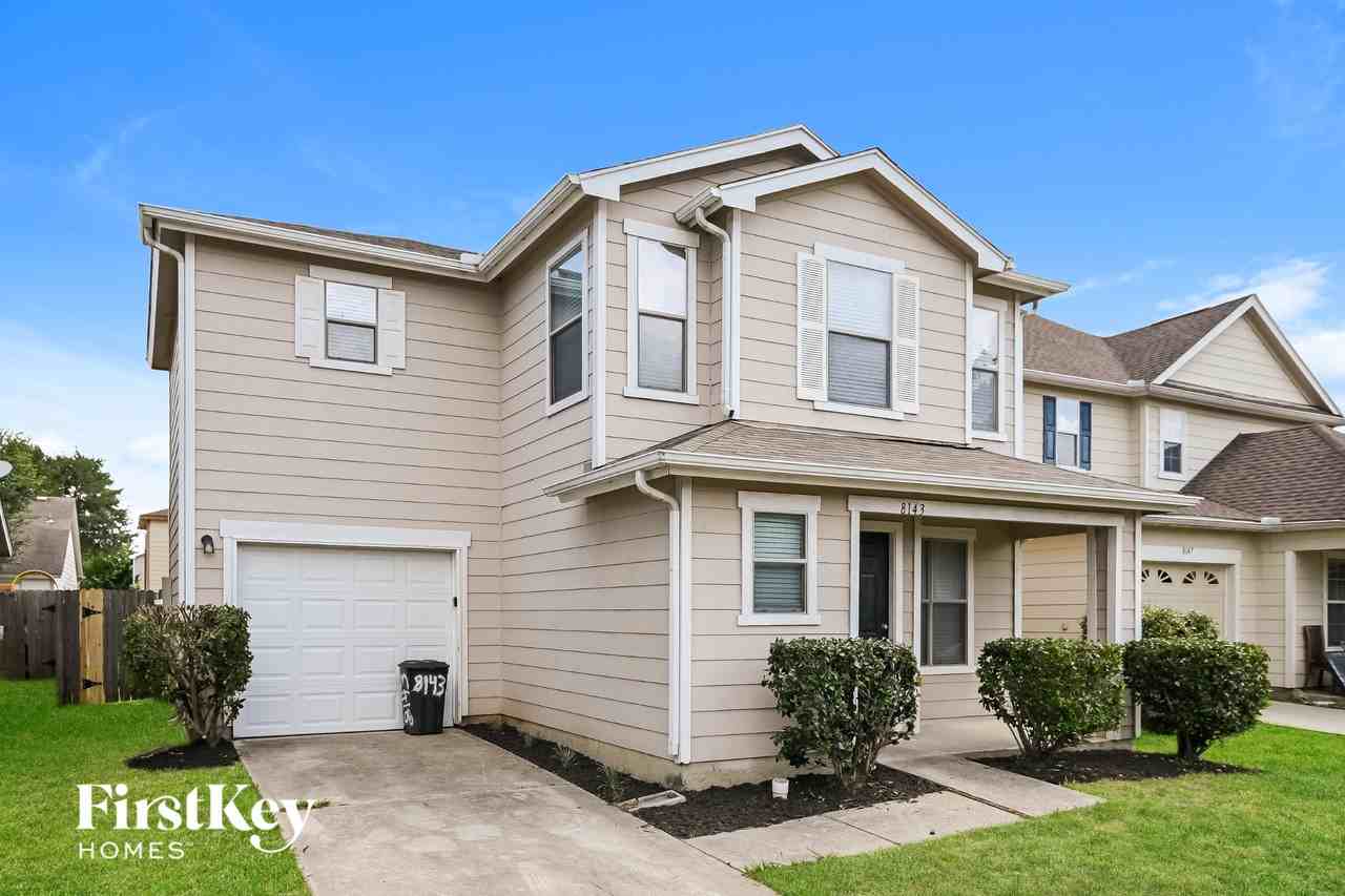 8143 Chancewood Ln - Photo 2 of 15