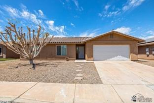1287 S Fresno Ave - Photo 1 of 1