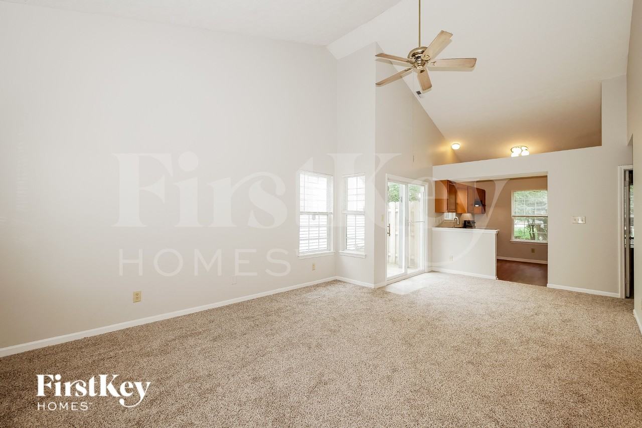 6843 Owls Nest Ct - Photo 3 of 16