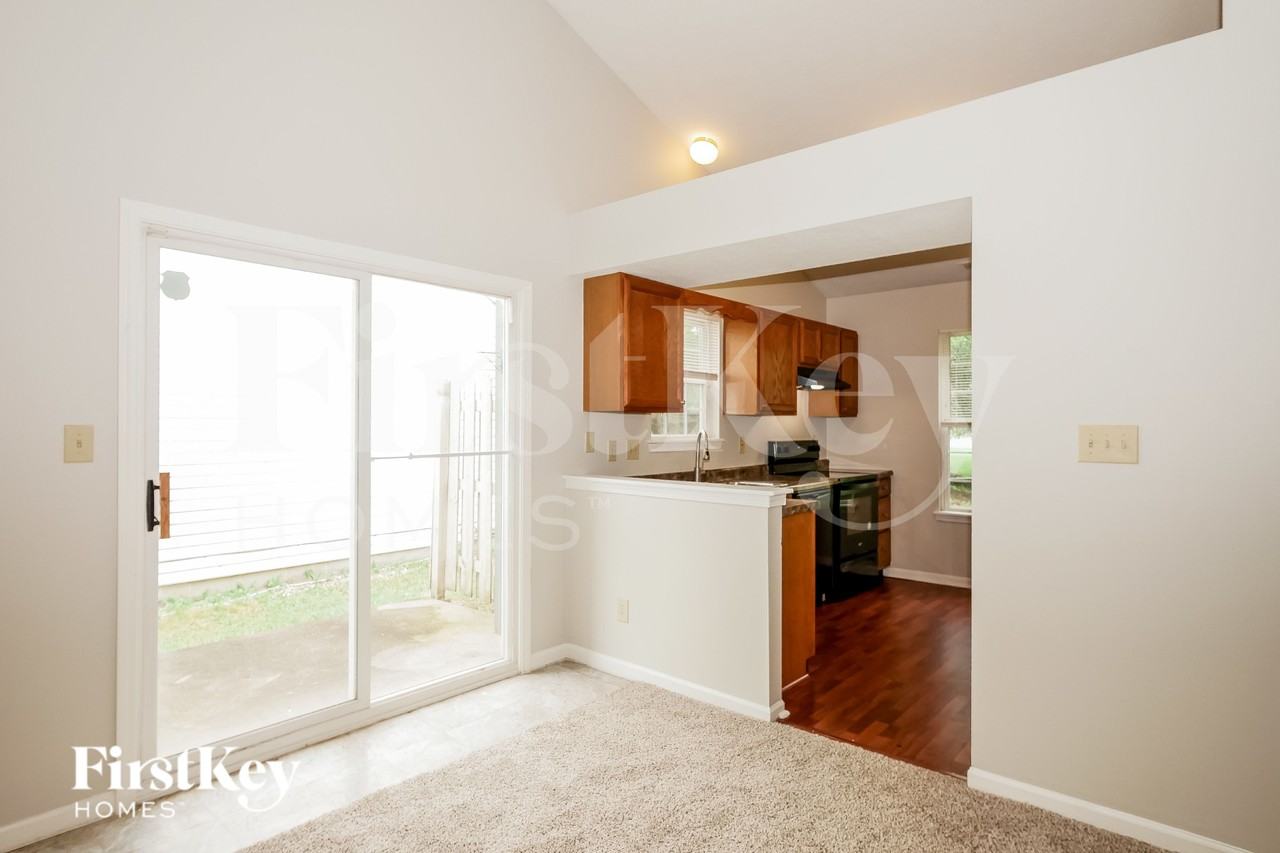 6843 Owls Nest Ct - Photo 6 of 16