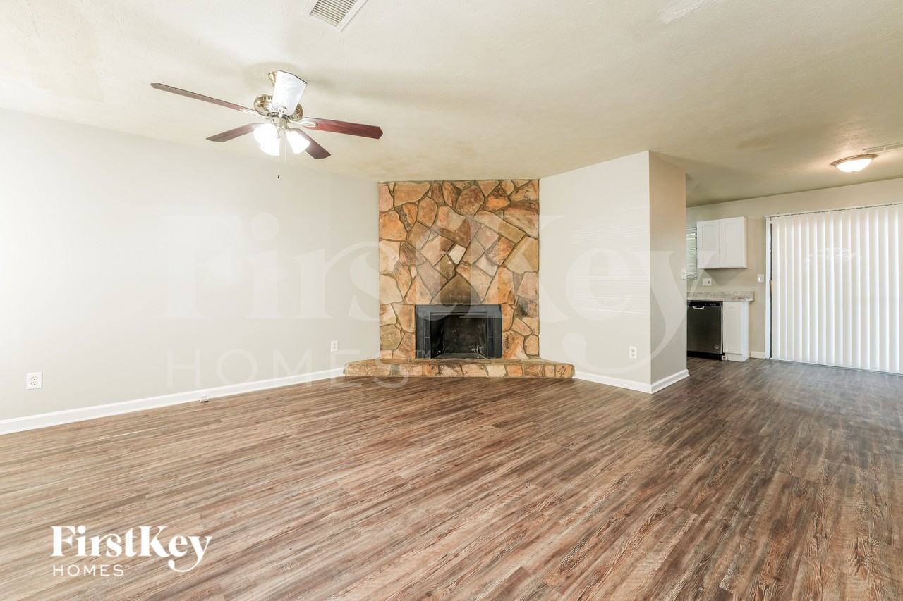5534 Petite Ct - Photo 2 of 19