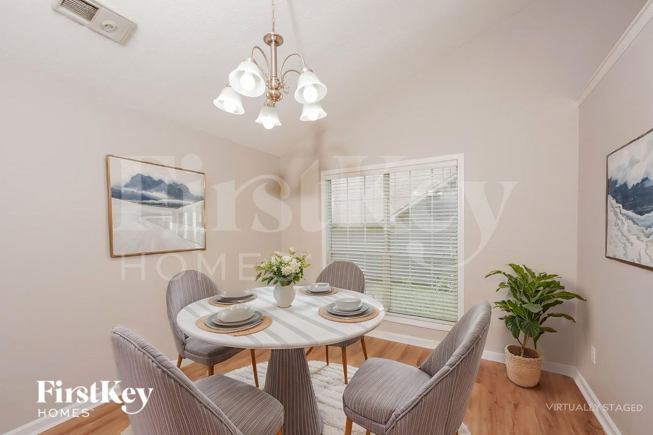 200 Summer Hill Dr - Photo 7 of 19
