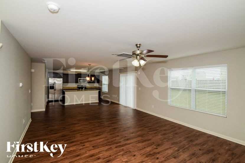 166 Rosegate Dr - Photo 3 of 15