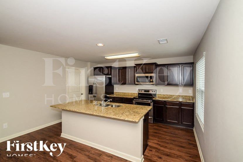 166 Rosegate Dr - Photo 5 of 15
